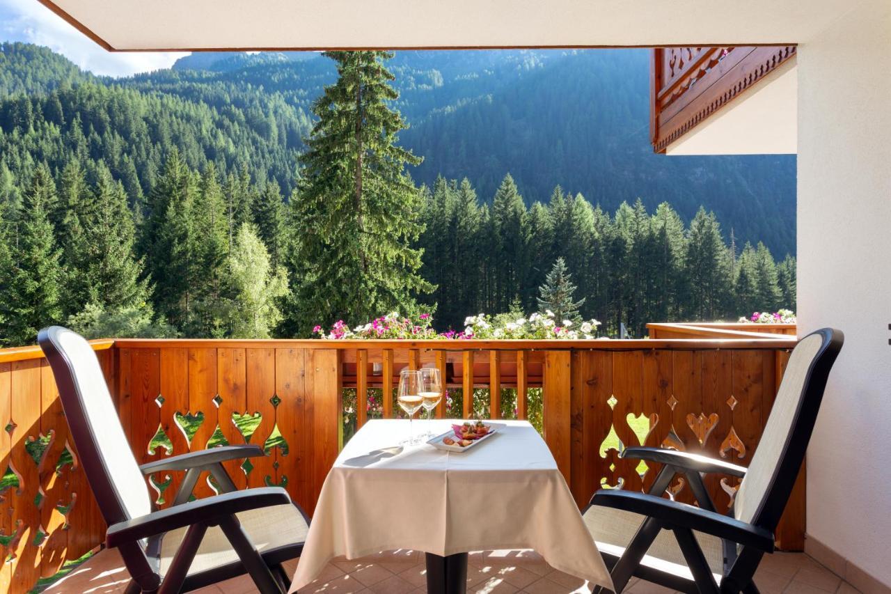 Hotel Gries Canazei Luaran gambar